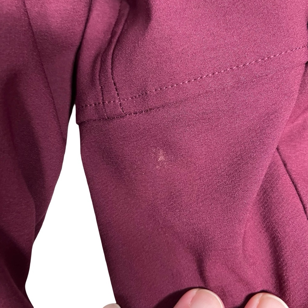 The North Face Women's Dark Red Ski Jacket - Picture 15 of 15